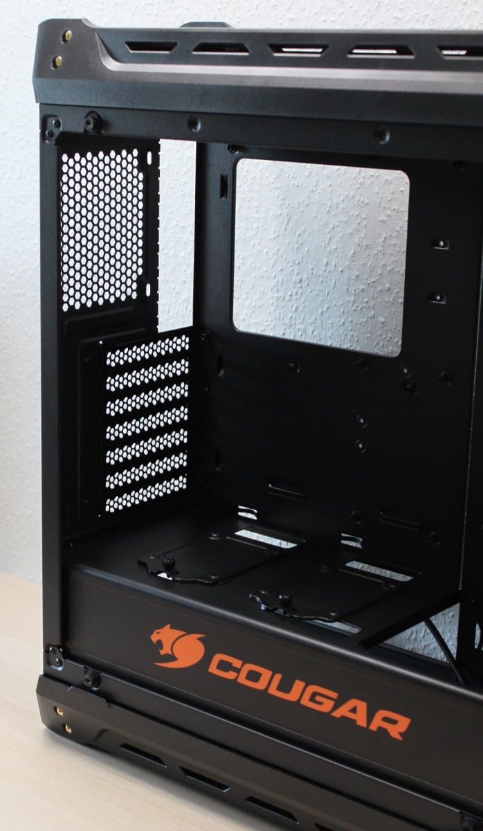 Cougar mid-tower couputer case